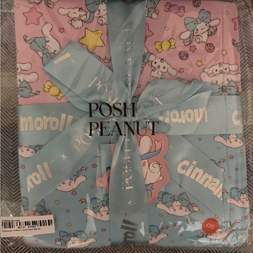 NIB Posh Peanut CINNAMOROLL Ruffled Luxette Patoo Blanket 35 x 35 inches